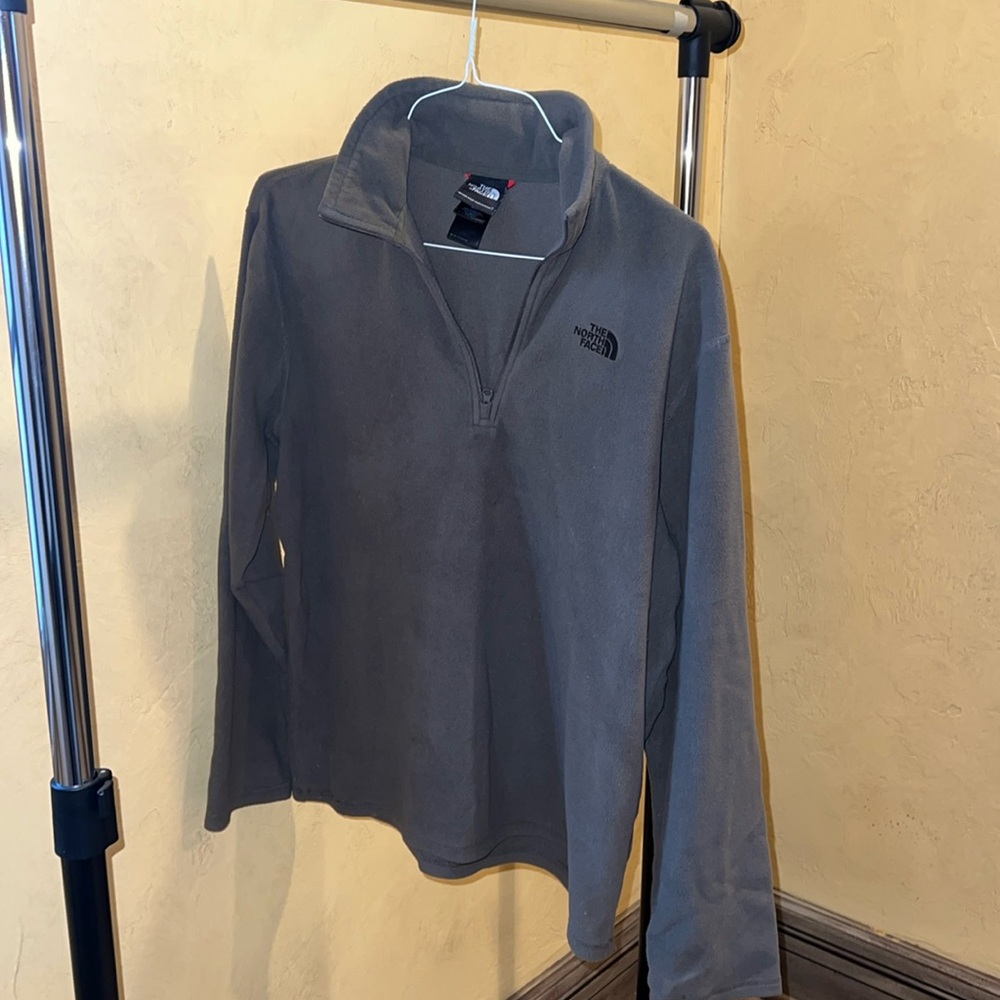 Brown Men’s North-face Quarterzip